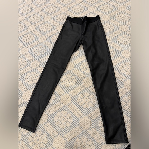 David Lerner Black Skinny Jeans Sleek Design